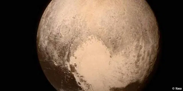 Das war das letzte Foto, das New Horizons vor dem Vorbei-Flug am Pluto aufgenommen und zur Erde geschickt hat.
