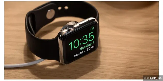 Wer nachts die Uhrzeit griffbereit benötigt, nutzt ab Watch?OS 2.0 die Apple Watch.