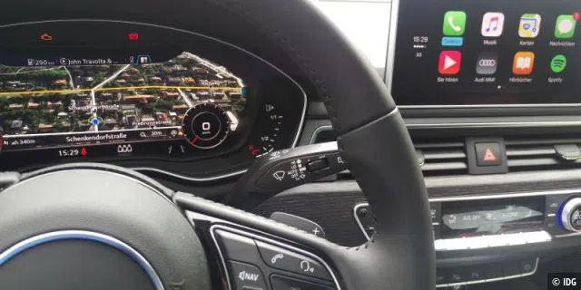 Carplay auf dem 8,3 Zoll großen Bildschirm im Audi A4