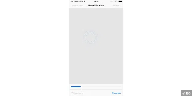 In den Optionen von iOS erstellen Sie neue Vibrationsmuster, die Sie wiederum unterschiedlichen Kontakten zuweisen können.