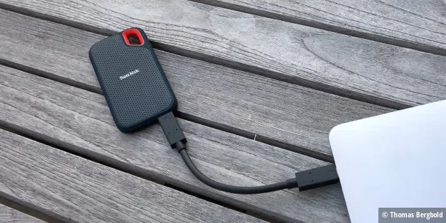 Klein, robust und schnell, das sind die Merkmale der Extreme Portable SSD von Sandisk. Das der Preis auch noch im erfreulichen Rahmen liegt, wird viele Fotografen und Videofilmer freuen.