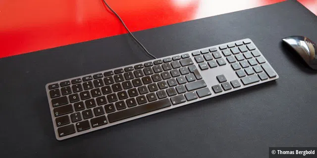Auf den ersten Blick ist die LMP Tastatur nicht von der Apple Tastatur zu unterscheiden. In der Praxis verfügt sie über einen weicheren Tastenanschlag.