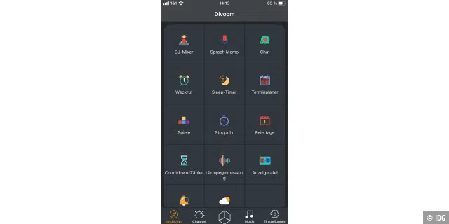 Über die Smartphone-App lassen sich alle Funktionen des Divoom Tivoo-Max nutzen. Die App ist etwas unübersichtlich, lädt aber zum Spielen und Entdecken ein.