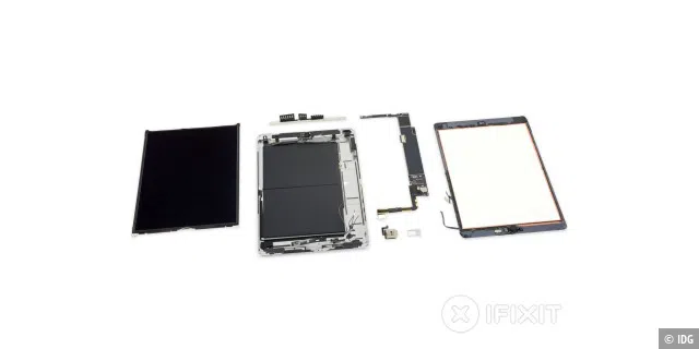 Die Kollegen von iFixit haben das iPad 7 bereits zerlegt. Es bekommt etwas bessere Noten bei der Reparierbarkeit, weil das Display nicht mit der Glasabdeckung zusammen laminiert ist, wie das beispielsweise beim iPad Air der Fall ist.