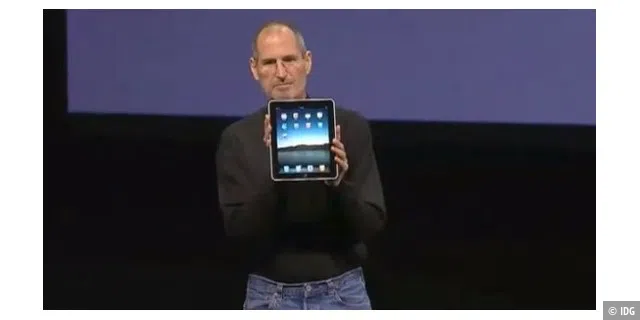 Steve Jobs zeigt am 27. Januar 2010 das iPad