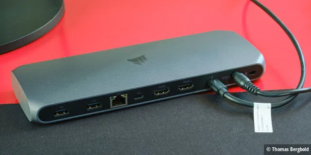 Auf der Rückseite befinden sich zwei USB-3.1-Anschlüsse und ein weiterer USB-C-Anschluss für schnelle Laufwerke. Gigabit Ethernet und zwei HDMI vervollständigen die gute Ausstattung.
