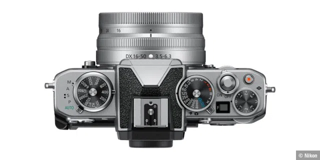 Nikon Z fc Spiegellose APS-C Systemkamera im Retro-Look von oben