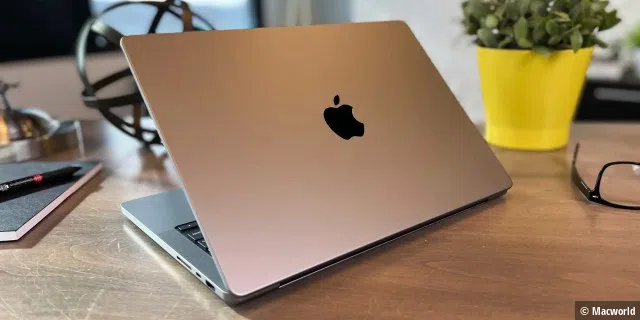 Das Macbook Pro gibt es in Silber und Space Grau.