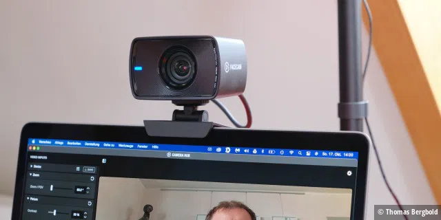 Die Elgato Facecam ist nicht gerade unauffällig.