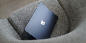 Kratzer im Macbook Air M2: Eine Farbe stark anfällig